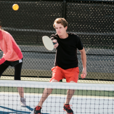 Pickleball Volleys – A Comprehensive guide