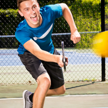 KEYS TO A SUCCESSFUL RETURN OF SERVE IN PICKLEBALL