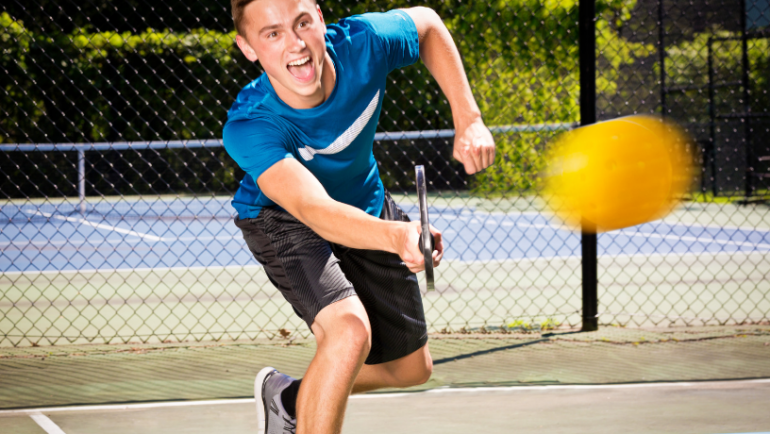 KEYS TO A SUCCESSFUL RETURN OF SERVE IN PICKLEBALL