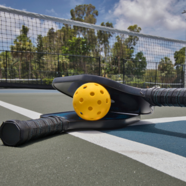 How to Hold a Pickleball Paddle Like a Pro